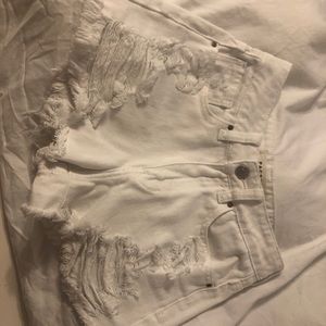 White denim pacsun shorts